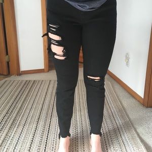 American Eagle distressed jeans
